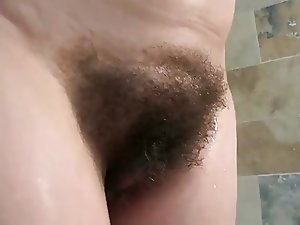english mature bathes her giant tits & hairy pussy
